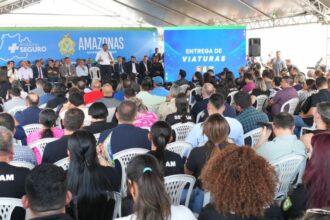 Líder do Governo, deputado Felipe Souza comemora entrega significativa de viaturas para reforçar a segurança do Estado 