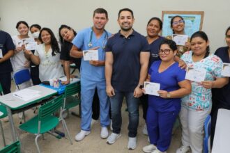 Marco Castilhos promove ação social no Tarumã em parceria com deputado Adail Filho