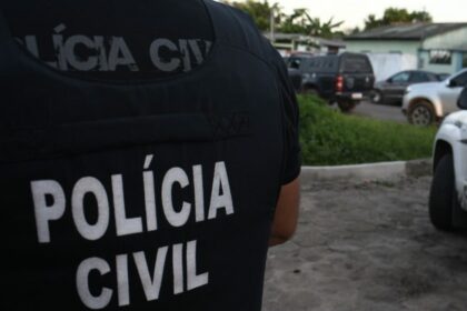 Polícia civil prende homem pelos crimes de comércio ilegal de armas de fogo e manter espécime da fauna silvestre sem autorização