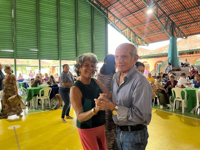 Prefeitura de Manaus realiza edição especial do ‘Bolerão no Parque’ em homenagem ao Dia dos Pais Prefeitura de Manaus realiza edição especial do ‘Bolerão no Parque’ em homenagem ao Dia dos Pais