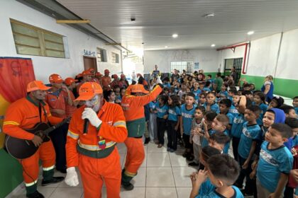 Projeto da Prefeitura de Manaus reforça importância da coleta seletiva e do descarte correto de resíduos nas escolas