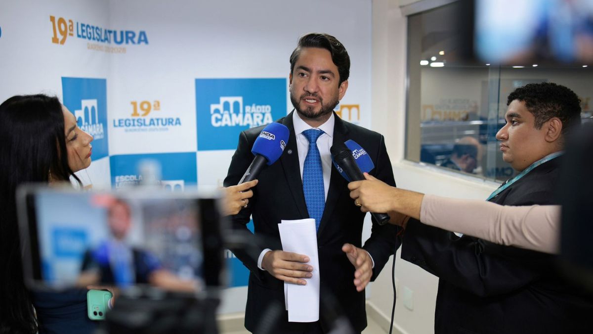 PL de Diego Afonso que propõe proibição de cargos e benefícios públicos a condenados por crimes graves tramita na CMM