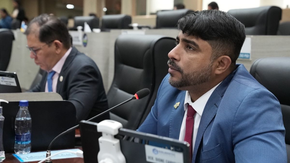 Projeto de Lei que propõe banheiros públicos para pessoas em situação de rua ganha apoio na Câmara Municipal de Manaus