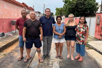 Raiff Matos media diálogo entre moradores do Japiim 2 e Águas de Manaus