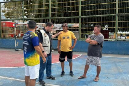 Raiff Matos articula junto ao Governo do Estado reforma da quadra do conjunto Manoa
