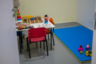 Atendimento integrado e humanizado potencializa o desenvolvimento de crianças autistas no Amazonas
