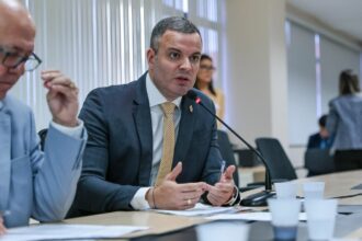 SOS Mulher: projeto de Rodrigo Sá avança na Câmara Municipal de Manaus