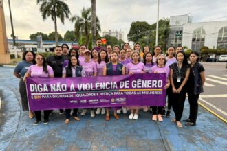 ‘Agosto Lilás’: Sejusc realiza ações de conscientização nos semáforos de Manaus