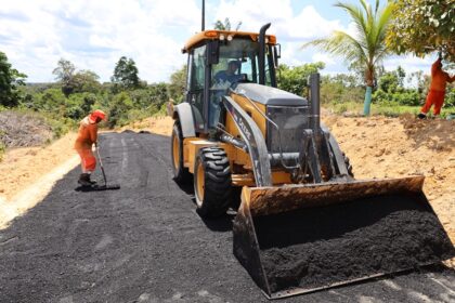 Prefeitura de Manaus avança com pavimentação de ladeiras no ramal Rio Branquinho
