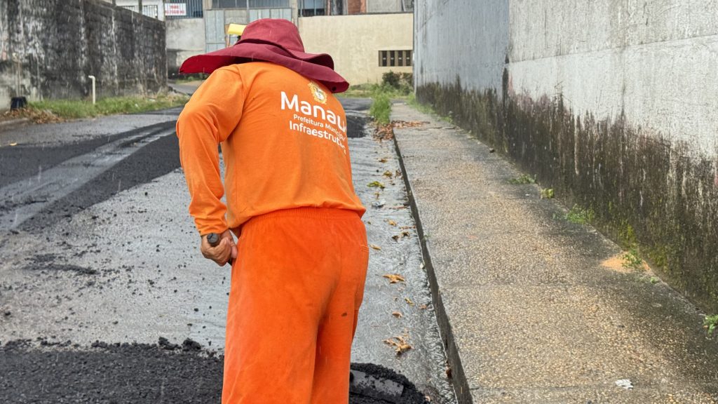 Plano de Verão leva recuperação asfáltica à rua Jeriquara e transforma o Cidade de Deus