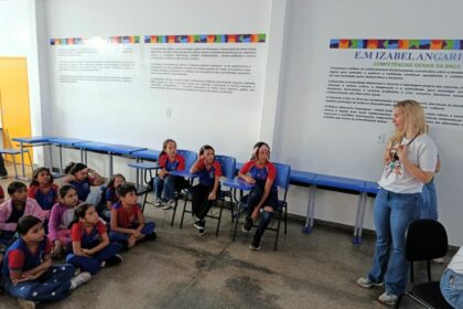 Visa Manaus inicia nova edição do projeto ‘Fiscal Mirim’ com apresentações em duas escolas municipais