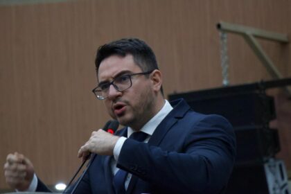 TCE-AM determina execução de emendas parlamentares de Rodrigo Guedes