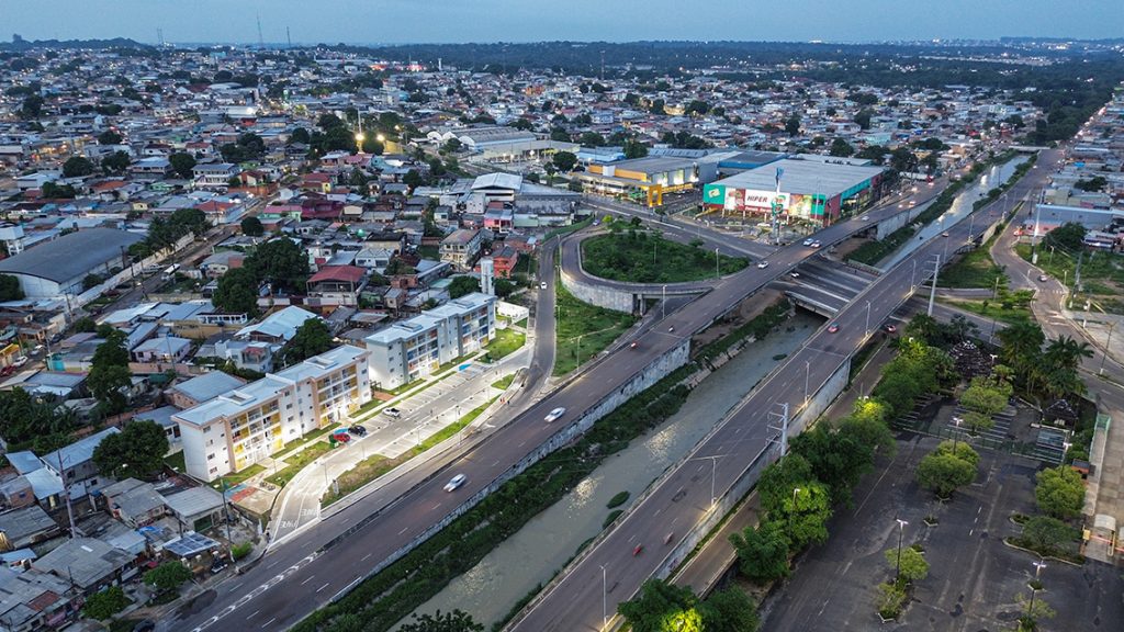Programa do Governo do Amazonas, Prosamin+ é finalista em prêmio internacional considerado o ‘Oscar da Infraestrutura’