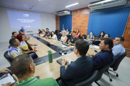Governo do Amazonas apresenta avanços no plano de atendimento definitivo para famílias do Monte Horebe