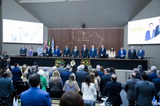 Vice-prefeito Renato Junior prestigia Sessão Especial da Aleam em reconhecimento ao ministro Mauro Campbell do STJ