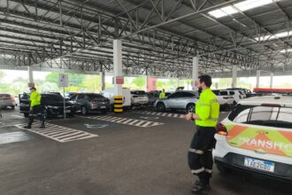 Fiscalização e combate ao uso irregular de vagas especiais