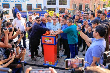 Camelôs, feirantes e lojistas se unem pela primeira vez por reordenação histórica no Centro de Manaus