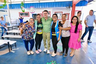 Prefeito David Almeida realiza visita à creche municipal Dalila Bentes Duarte e reforça compromisso com a qualidade da educação infantil