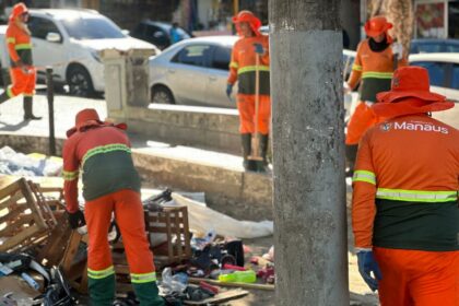 ‘Mutirão no Bairro’ no Centro recolhe mais de 520 toneladas de lixo e reforça limpeza urbana na primeira semana