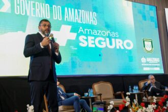 Governador Wilson Lima defende estratégia integrada para avanços na segurança pública durante Fórum Brasileiro