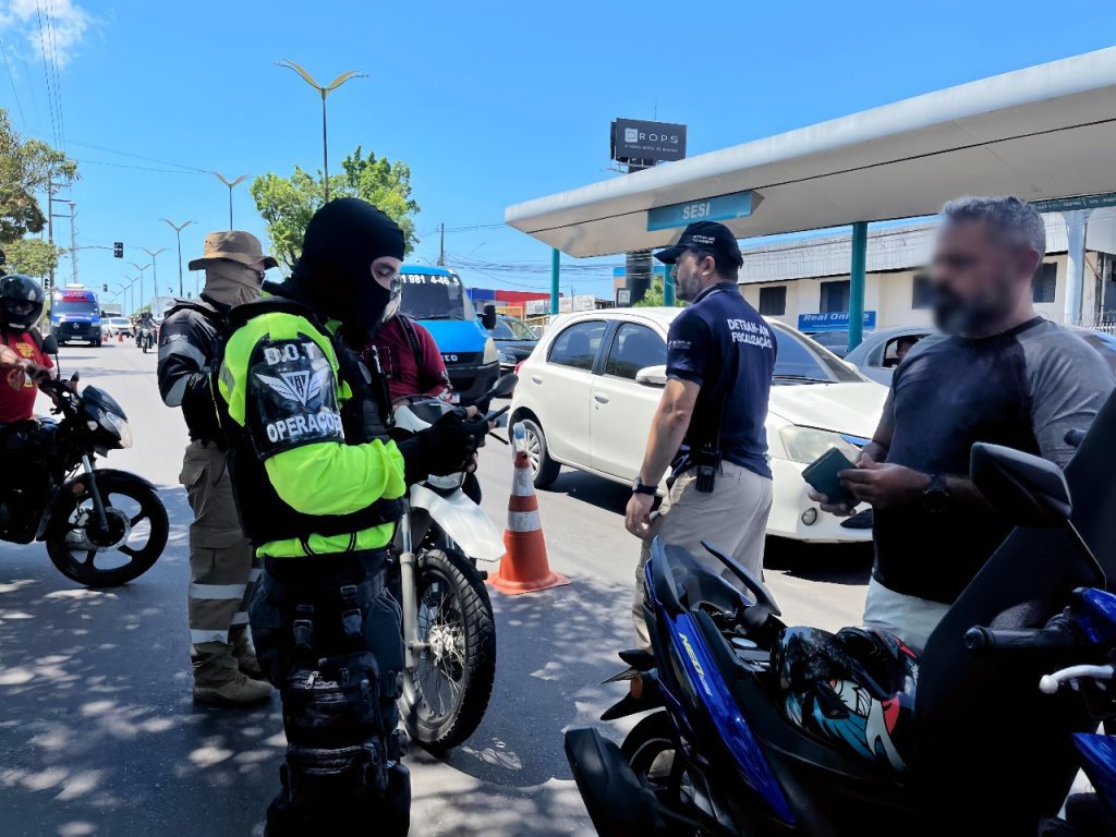 Detran-AM: Operação integrada fiscaliza as dez vias com maior índice de sinistros e óbitos no trânsito em Manaus
