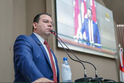 Wilker Barreto formaliza pedido de anulação de audiência da Saúde e reforça denúncias de ilegalidade