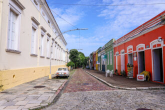 No mês dedicado ao patrimônio histórico, prefeitura destaca exemplares tombados e resgate da beleza arquitetônica