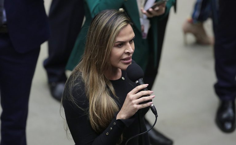 Projeto torna hediondos e inafiançáveis crimes de maus-tratos e abandono de pessoas idosas