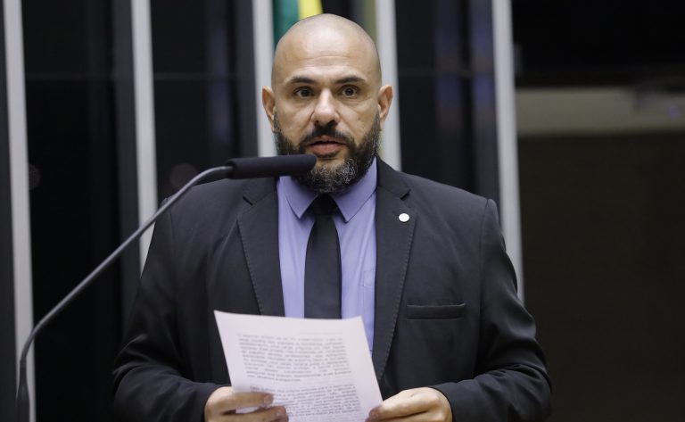Comissão aprova penas mais duras para militares que agredirem subordinados