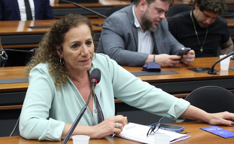 Regulamentação do serviço de vídeo sob demanda deve ser votada diretamente no Plenário