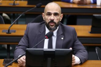 Comissão aprova projeto para obrigar empresa a informar sobre pessoas desaparecidas