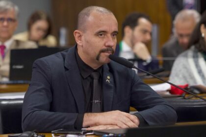 Comissão aprova salário integral para agentes da segurança reformados por invalidez