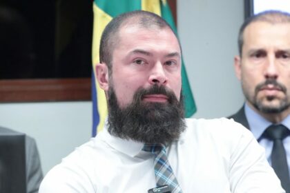 Comissão aprova punição mais rigorosa para organização criminosa que usar arma proibida