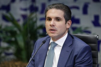 “Não vejo ambiente para anistia ampla, geral e irrestrita”, diz Hugo Motta