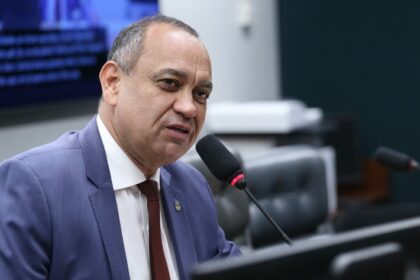 Projeto exclui responsabilidade penal de empresa que adota medidas de compliance