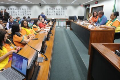 Agentes de saúde defendem proposta com novas regras de contratação para a categoria
