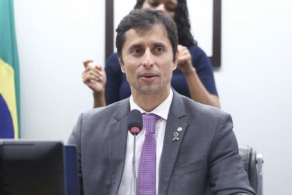 Comissão aprova passagem grátis ou com desconto para bebês e crianças