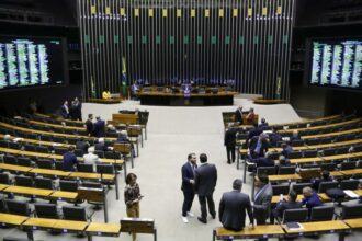 Câmara aprova projeto que obriga votação não presencial em eleição de organização esportiva