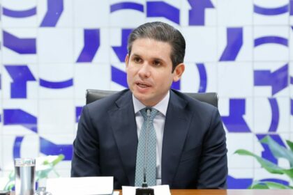 Motta defende projeto que prevê suspensão de 6 meses a deputado que impedir funcionamento de atividade legislativa