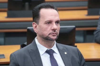 Comissão aprova isenção de tarifas bancárias para contas de convênios com municípios