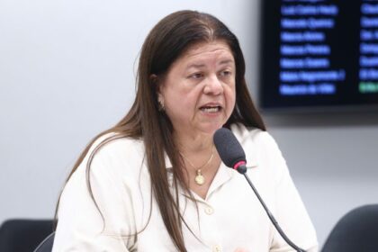 CCJ aprova possibilidade de ajuda financeira e isenção de IPTU para parentes que acolhem crianças e adolescentes