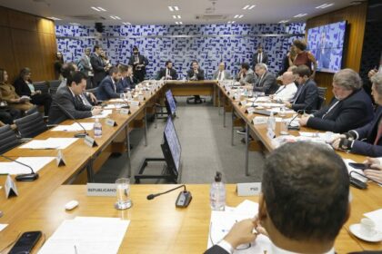 Líderes definem que PEC das prerrogativas parlamentares será votada nesta quarta-feira