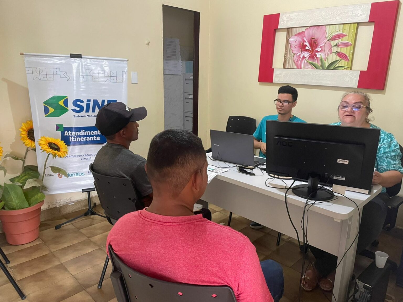 PMM leva atendimento do Sine a pessoas em situação de rua