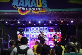 Artistas locais brilham no palco Mangueirão e fazem história na segunda noite do ‘#SouManaus Passo a Paço 2025’