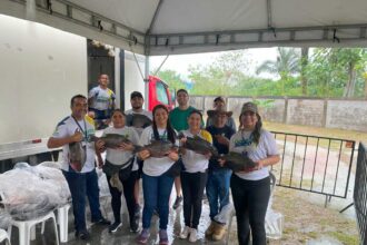 Governo Presente: ADS entrega três toneladas de peixe e realiza edição da Feira de Produtos Regionais
