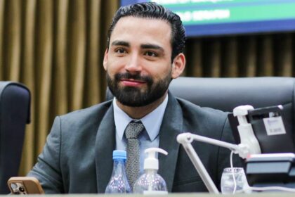 Autismo em pauta: Eurico Tavares coloca Manaus como exemplo nacional na luta por direitos