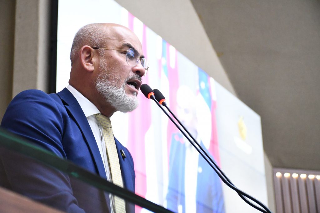 Cabo Maciel comemora avanço para implantação de Escola de Tempo Integral na Gleba de Vila Amazônia, em Parintins