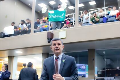 Comandante Dan defende a data-base de servidores públicos
