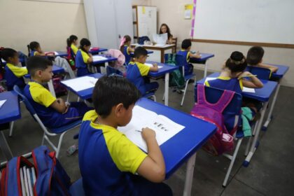 Rede estadual de ensino realiza 2ª etapa de aplicação da Avaliação de Verificação da Aprendizagem do Amazonas