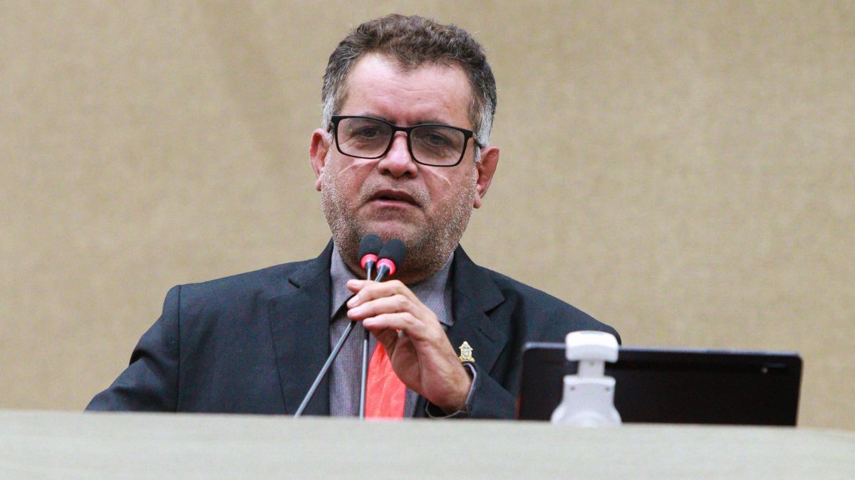 Em sessão na CMM, Raulzinho defende festival ‘Sou Manaus Passo a Paço’ e rebate críticas da oposição